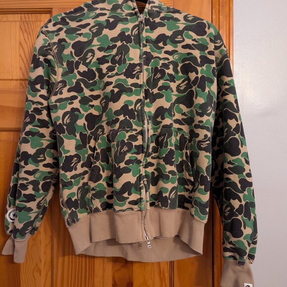 Hoodie - Picture 4 of 5